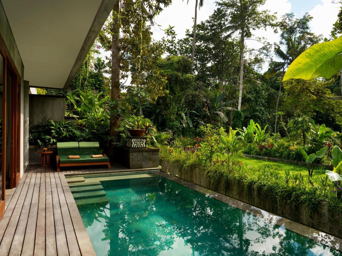 Adiwana Suweta Hotel Ubud Eksteriør billede Villa in the rainforest