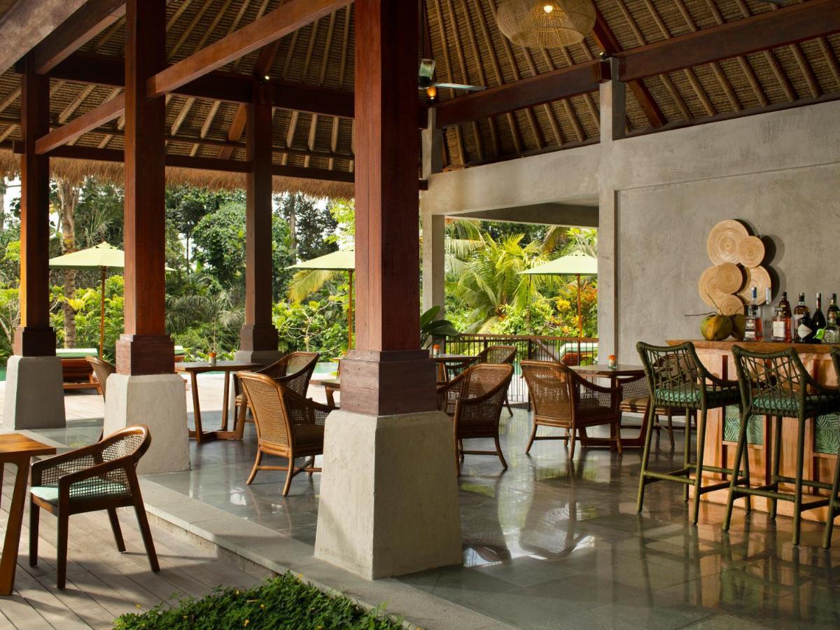 Adiwana Suweta Hotel Ubud Eksteriør billede The bar at the Four Seasons Resort Bali at Sayan